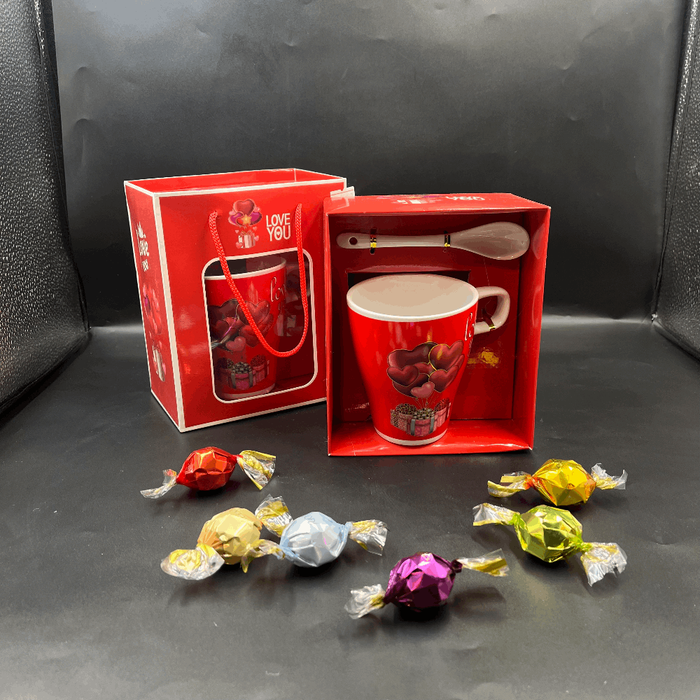 Twist Çikolata & Kaşıklı Kırmızı Kalpli Love Kupa