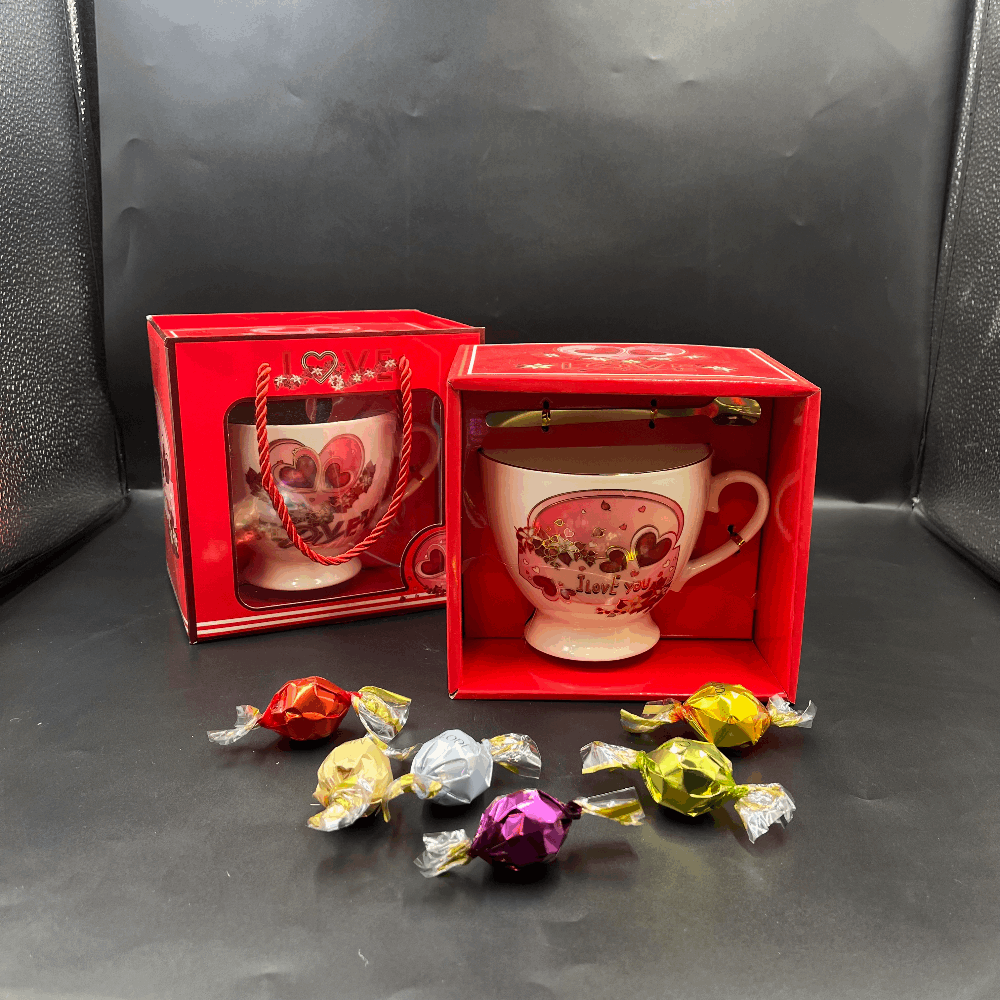 Twist Çikolata & Altın Kaşıklı Pembe Kalpli Love Kupa