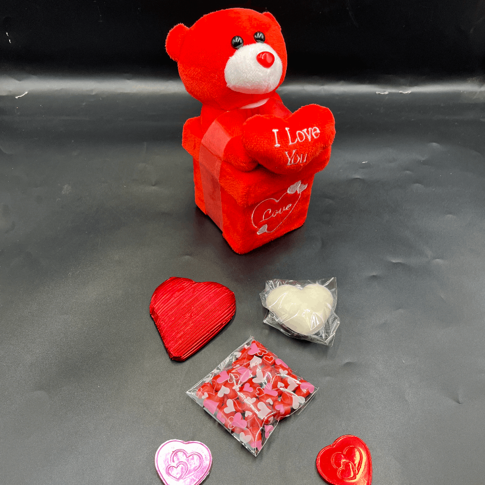 Yaldızlı Kalp Çikolata & Oturan Ayıcıklı Love Kutu