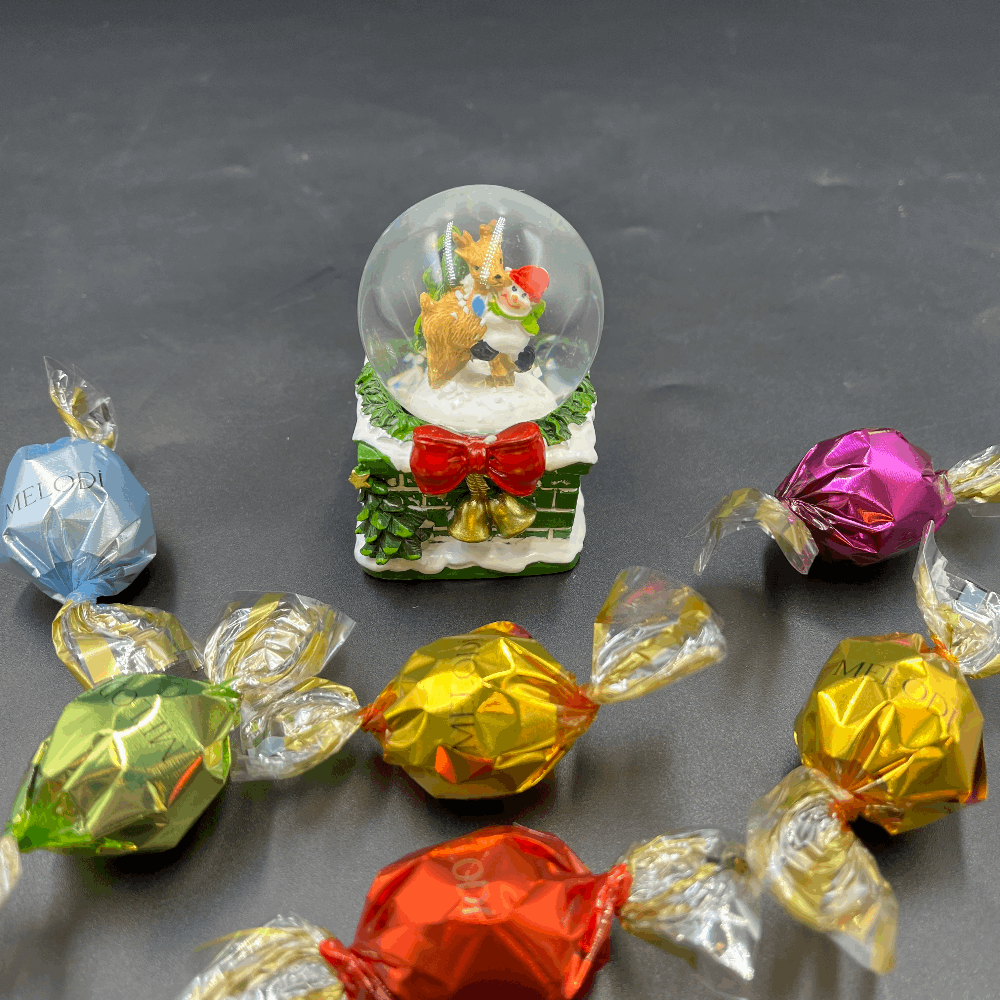 Twist Çikolata & Kardanadam & Geyikli Mini Küre ( yeşil)